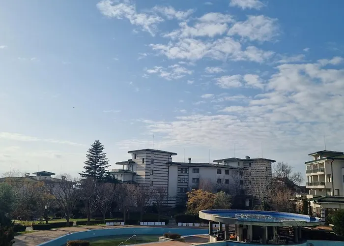 Emerald & Spa, S105 아파트 라브다