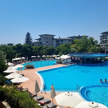 Emerald & Spa, S105 Apartament Rawda