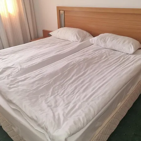 Emerald & Spa, S105 Апартаменти