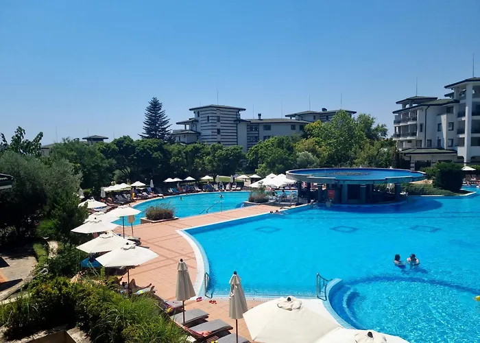 Emerald & Spa, S105 Appartement Ravda